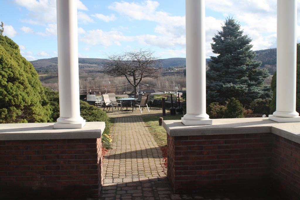 The Inn At Cobleskill Buitenkant foto
