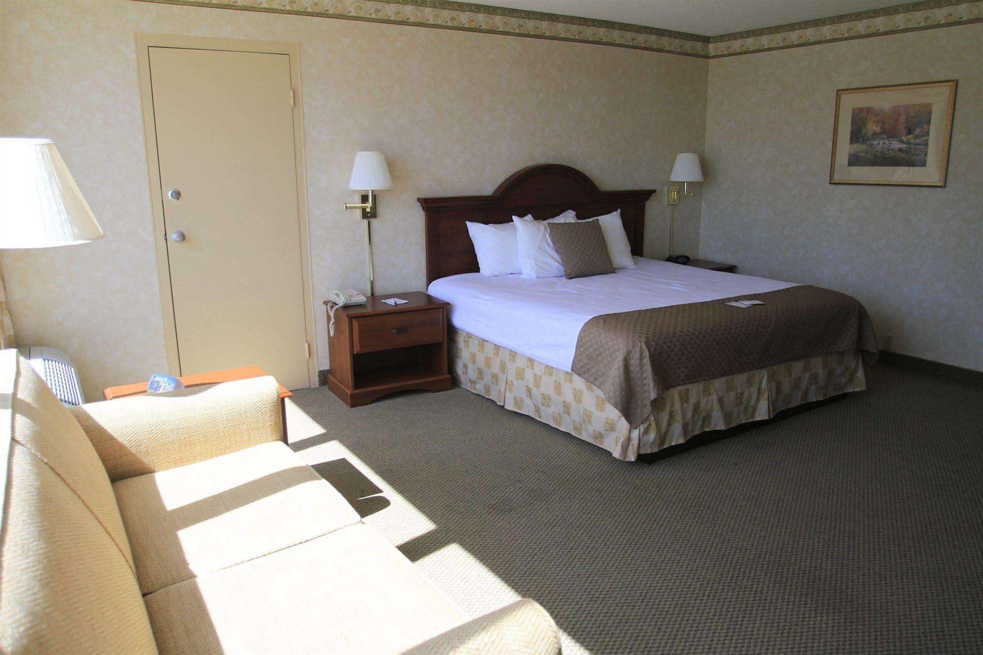 The Inn At Cobleskill Buitenkant foto