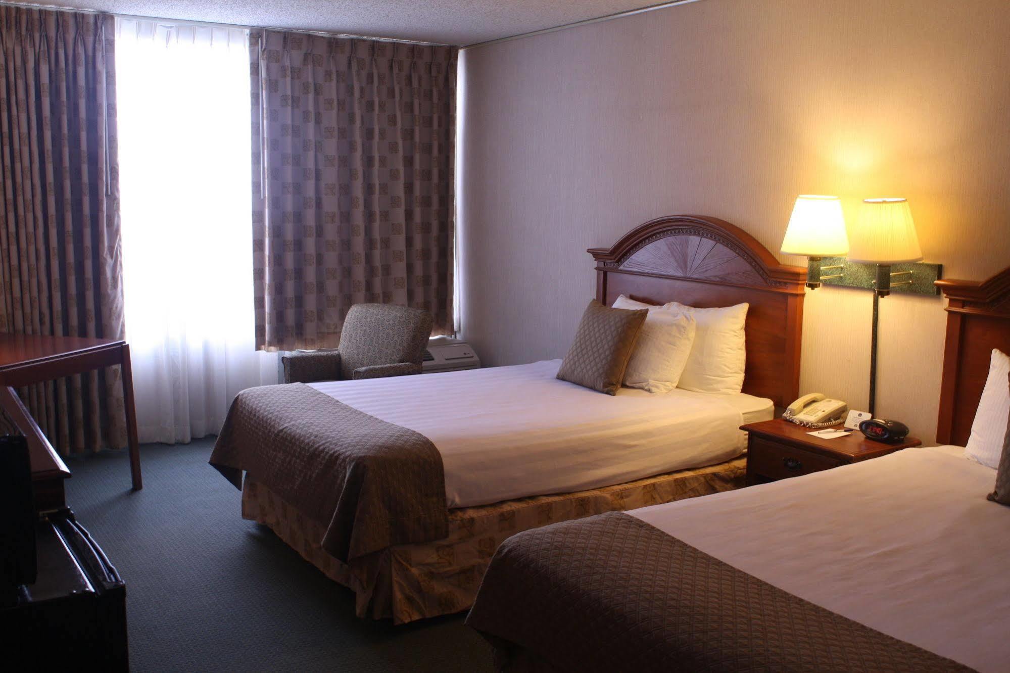The Inn At Cobleskill Buitenkant foto